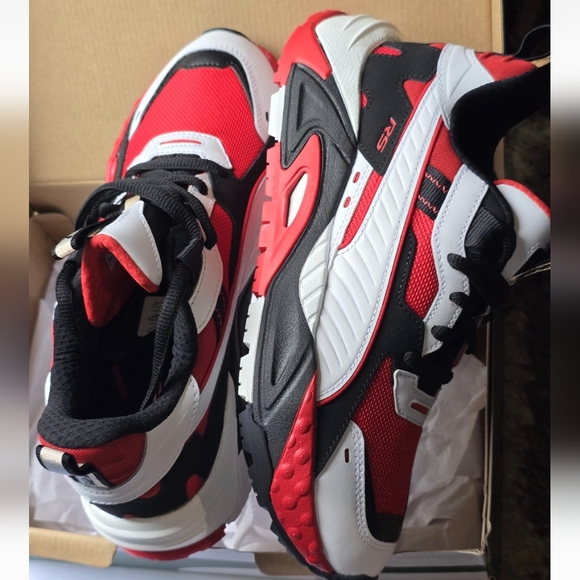 PUMA RS-Trck (GS)Unisex Size Youth 5.5Y, 7 Women. New with box Red, Black, Whit - Picture 10 of 12